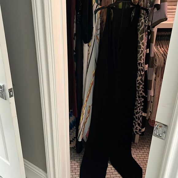 Gucci pants suit size 40 (2-4 US sizing) with drapery neck and flowy pants NWT - Picture 1 of 4
